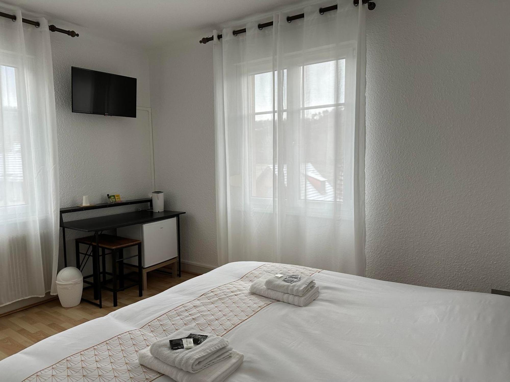 Au Wachtfels Bed and Breakfast Obersteinbach Buitenkant foto