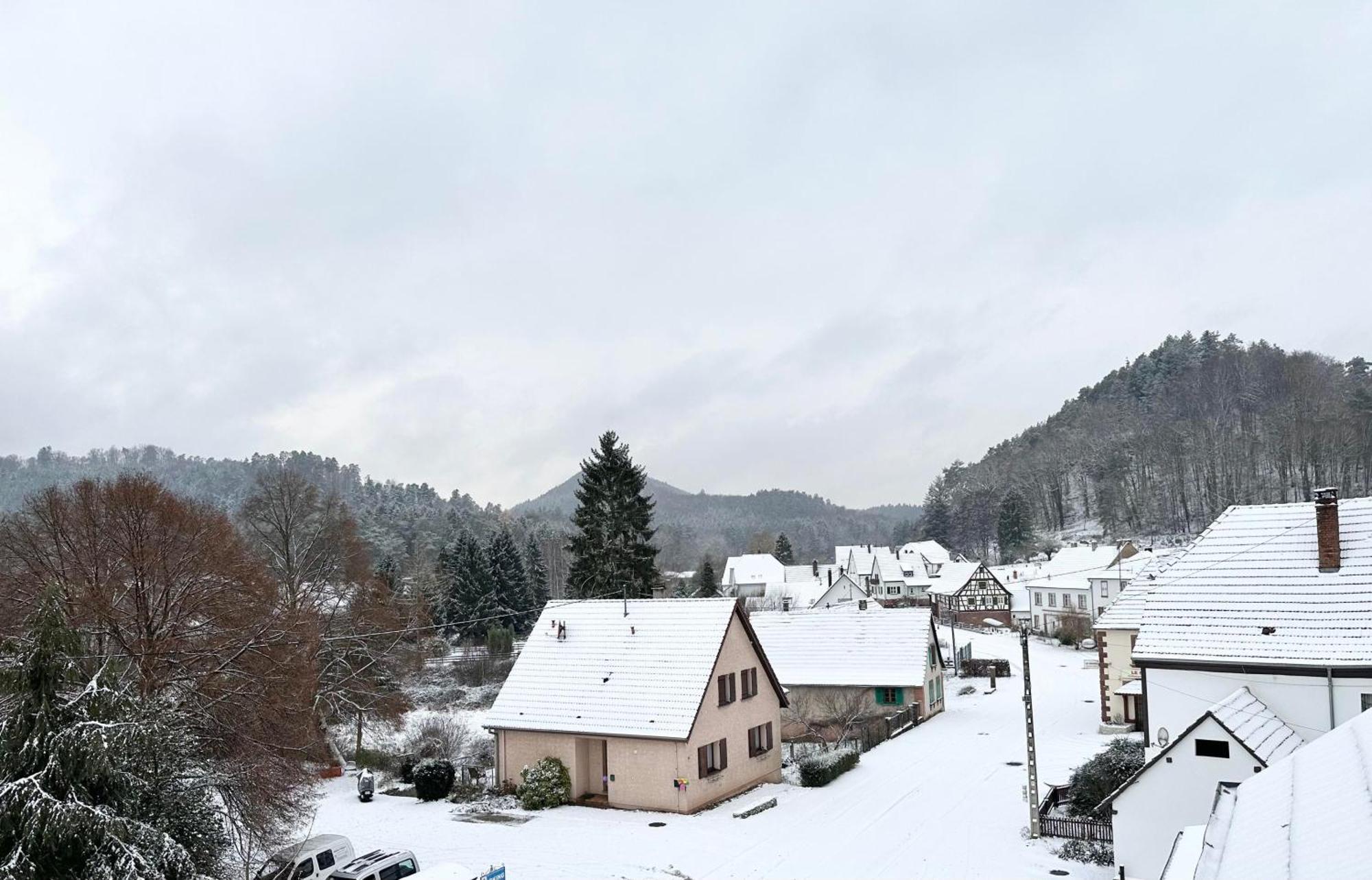 Au Wachtfels Bed and Breakfast Obersteinbach Buitenkant foto